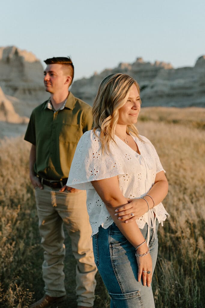 Couples Photos in Badlands National Park at Notch Trail