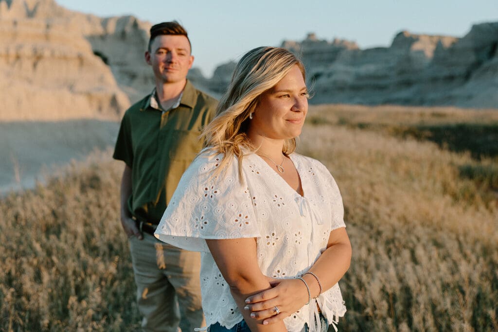 Couples Photos in Badlands National Park at Notch Trail