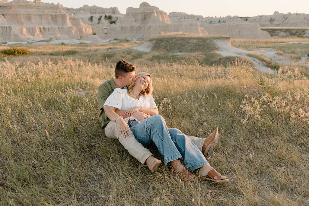 Couples Photos in Badlands National Park at Notch Trail