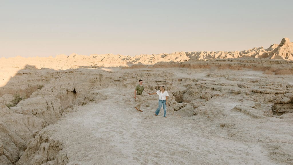 Couples Photos in Badlands National Park at Notch Trail